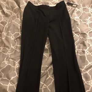 Tahari Pants / Trousers in black